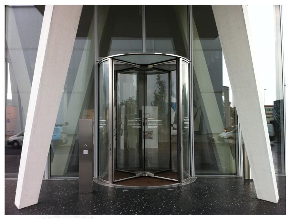 “水晶旋轉門”讓建筑、裝飾設計師更加自如！(圖2)